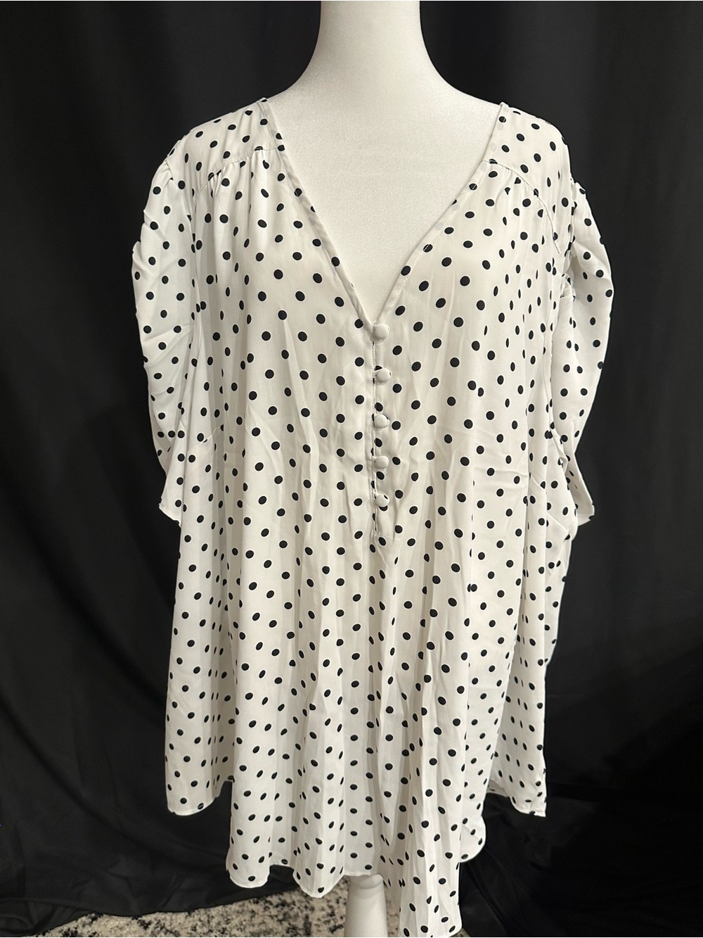 torrid White Blouse with Black Polka Dots